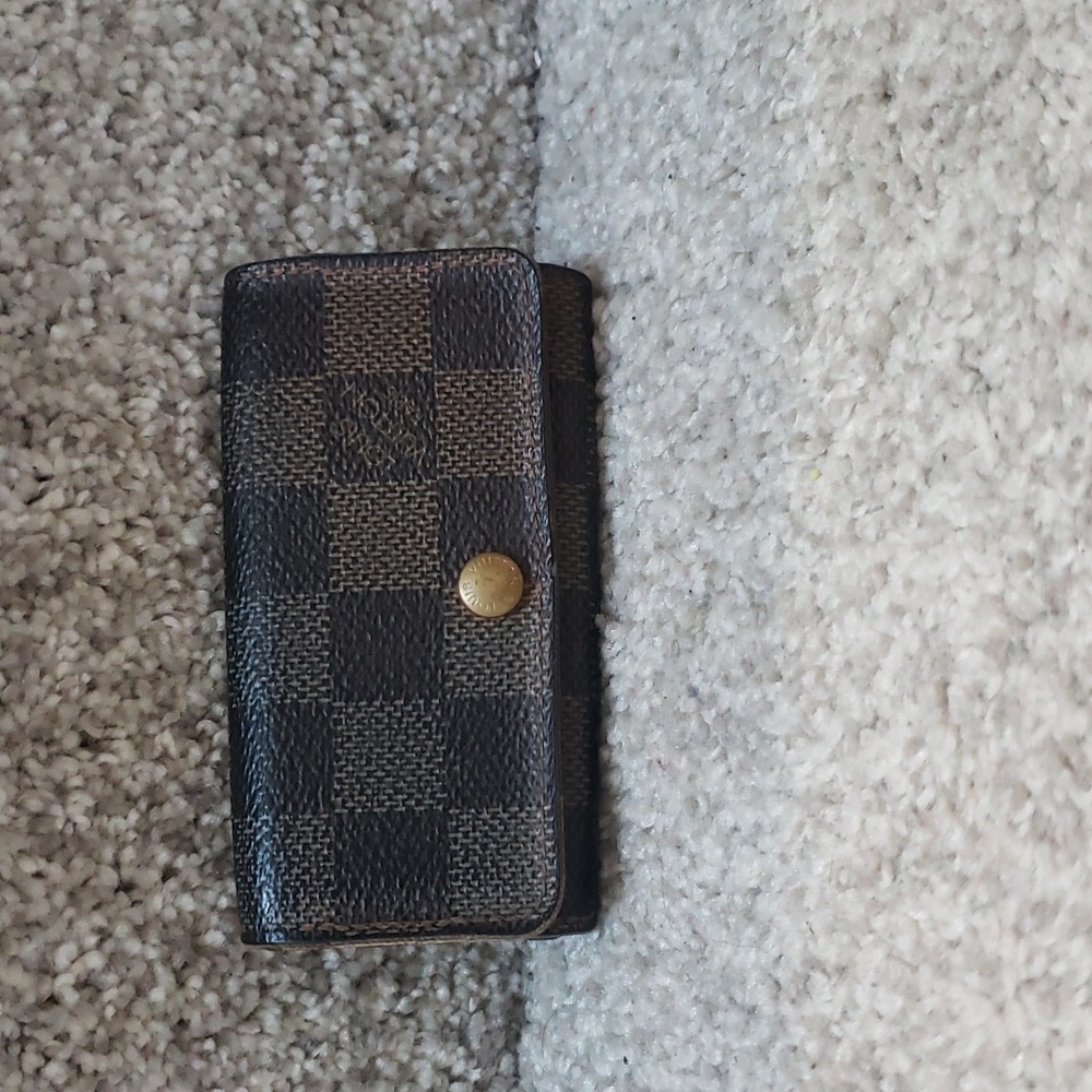 Louis Vuitton Damier Ebene Keyholder authentic